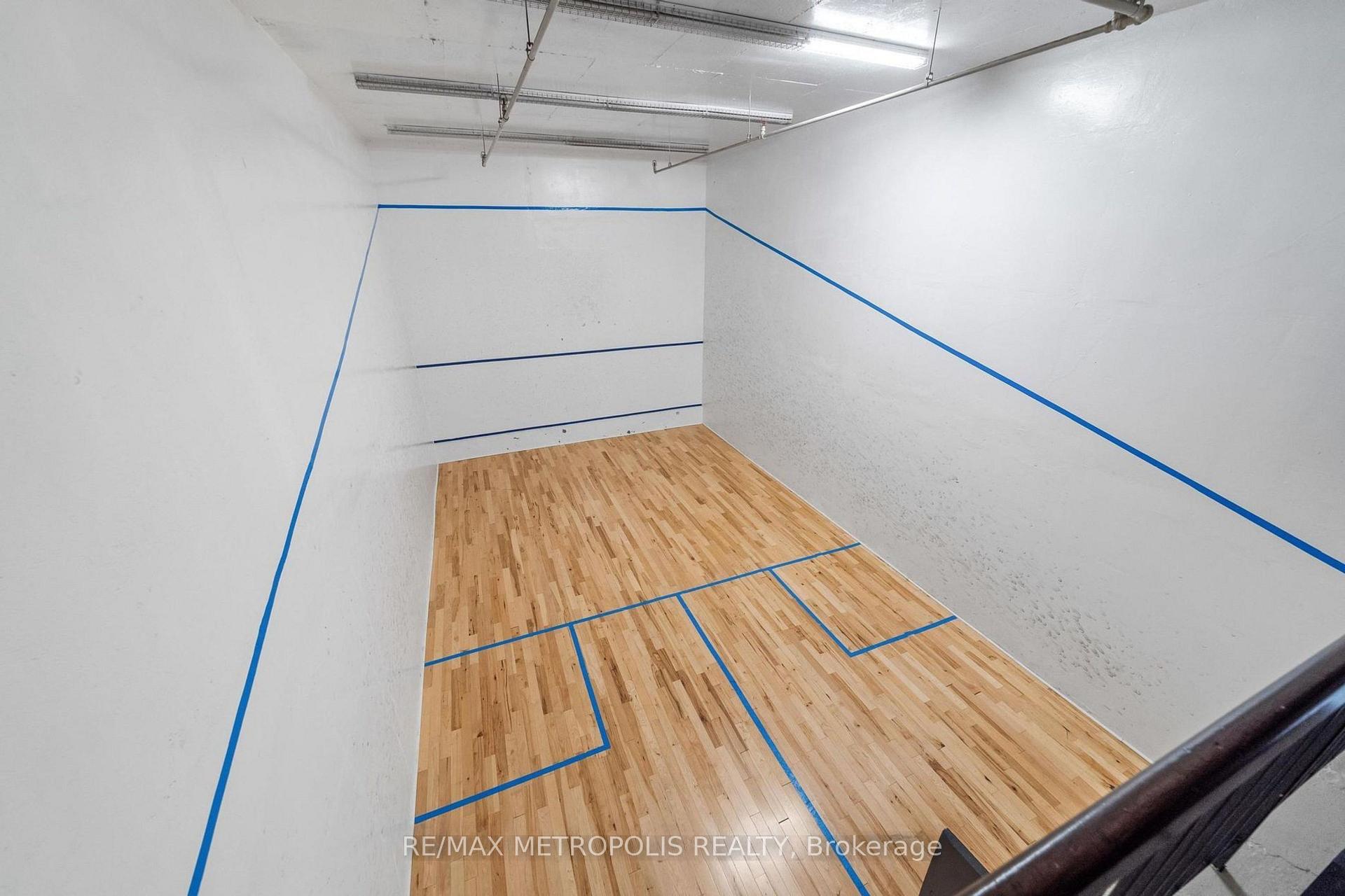 Photo 7 of Unit 502, 150 Charlton Avenue E, Hamilton, Corktown — HOMEH