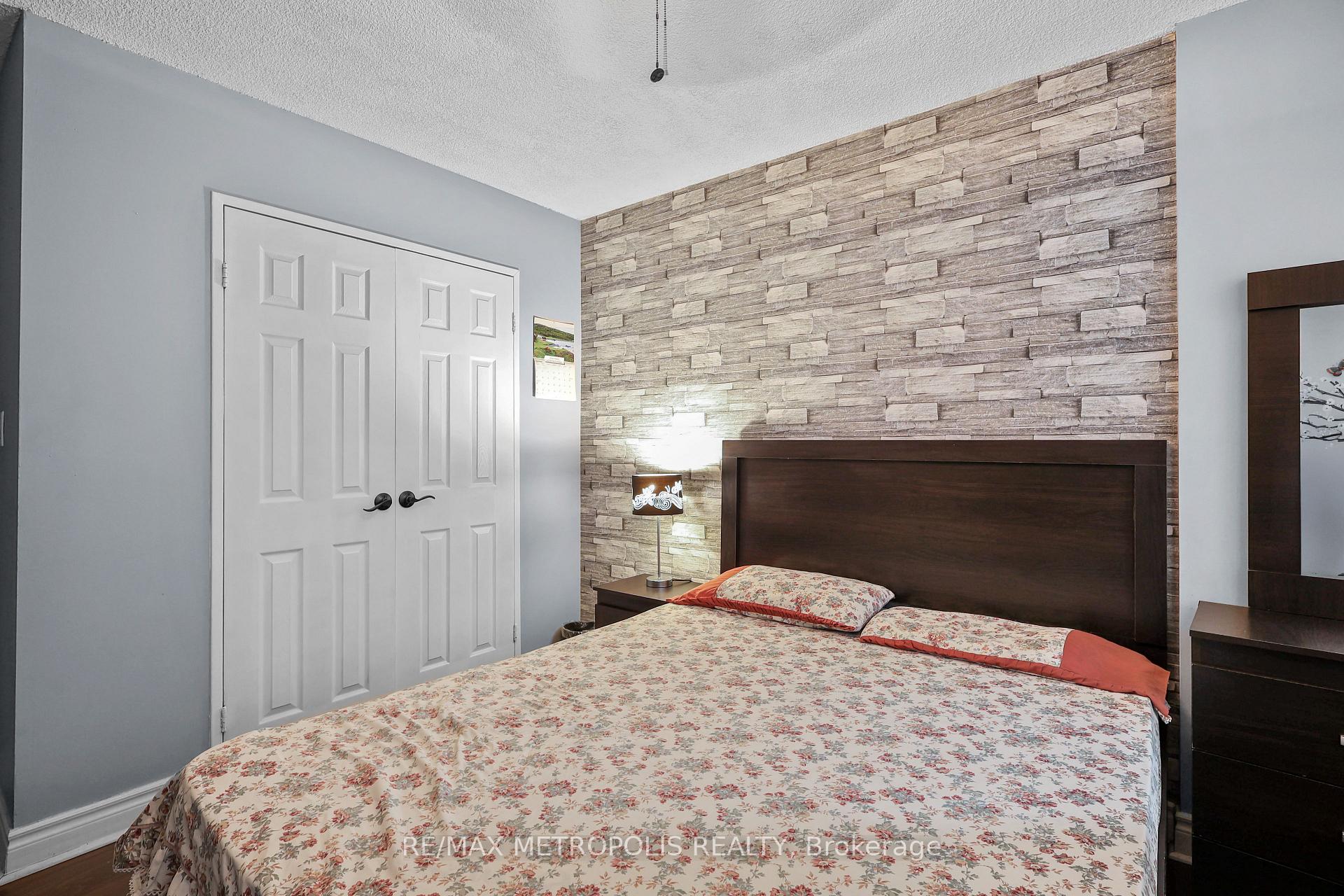 Photo 25 of Unit 502, 150 Charlton Avenue E, Hamilton, Corktown — HOMEH