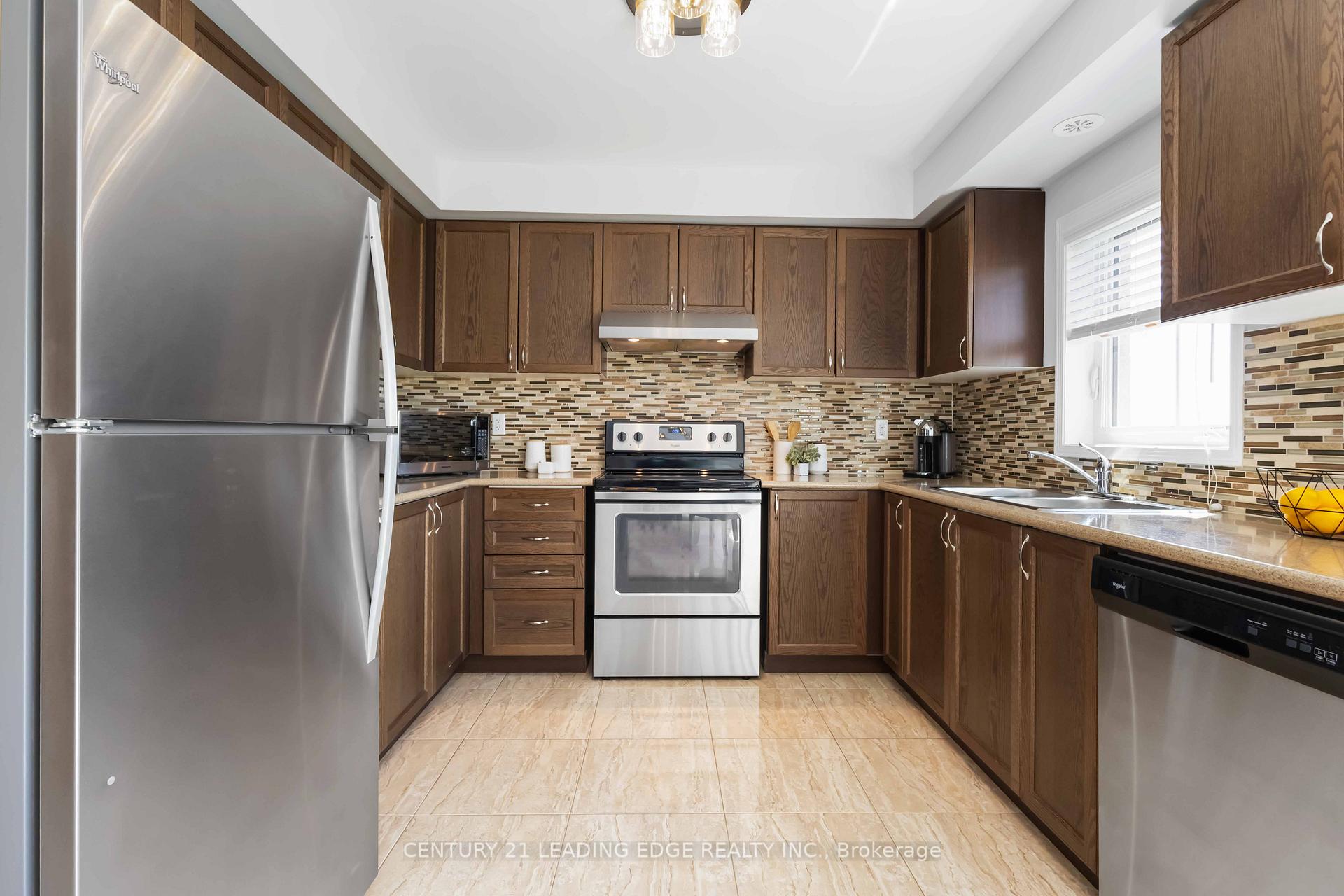 Photo 14 of Unit 46, 2472 Bromus Path, Oshawa, Windfields — HOMEH