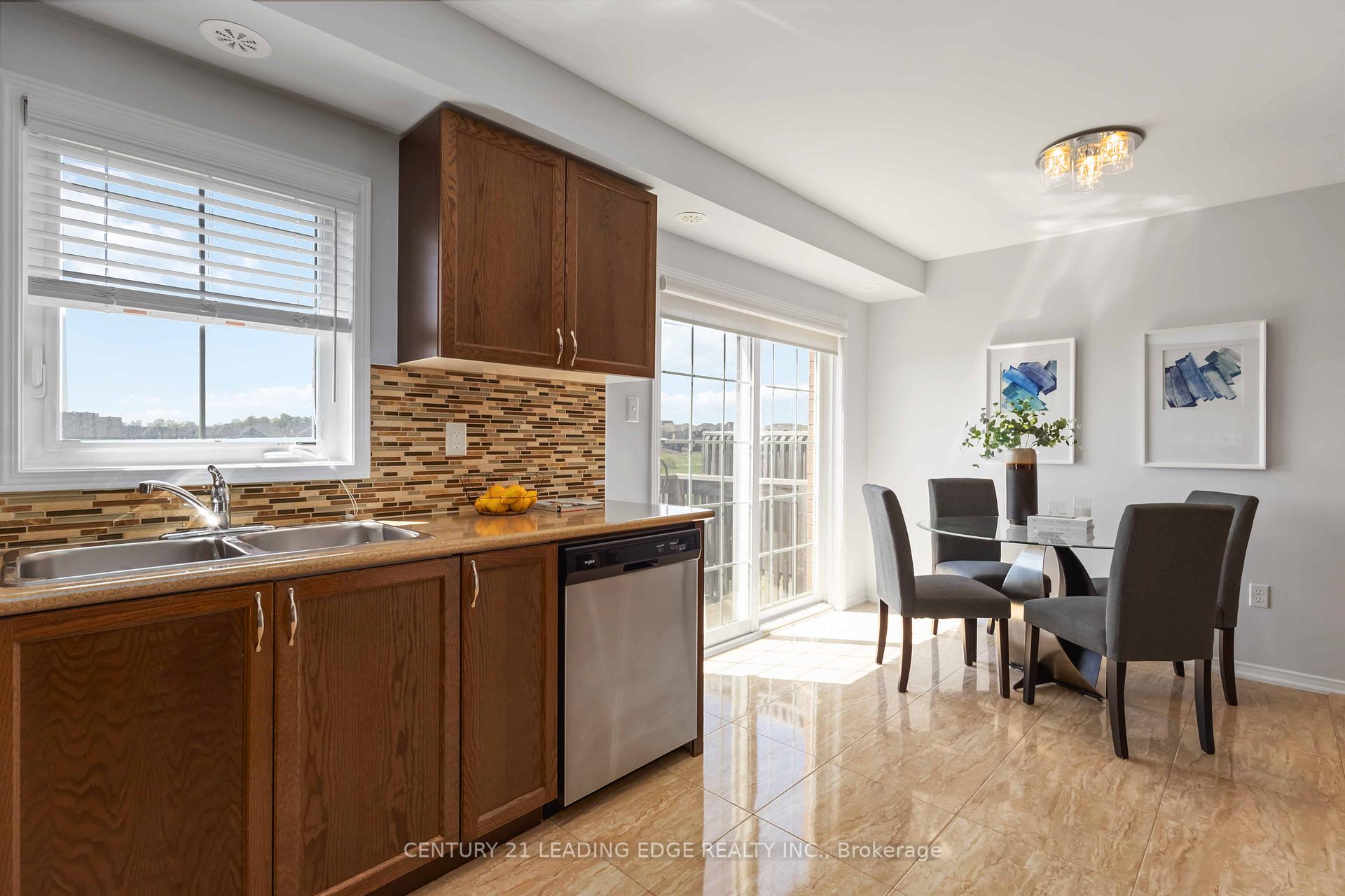 Photo 16 of Unit 46, 2472 Bromus Path, Oshawa, Windfields — HOMEH