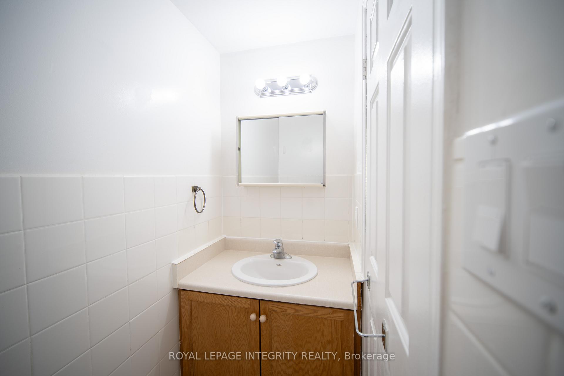 Photo 6 of 1912 Russell Road, Ottawa, Elmvale Acres — HOMEH