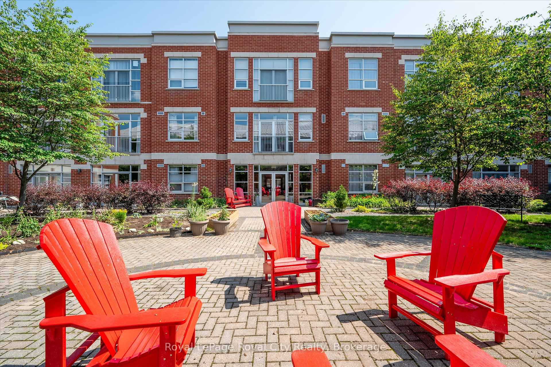 Photo 37 of Unit 118, 165 Duke Street E, Kitchener, City Commercial Core — HOMEH