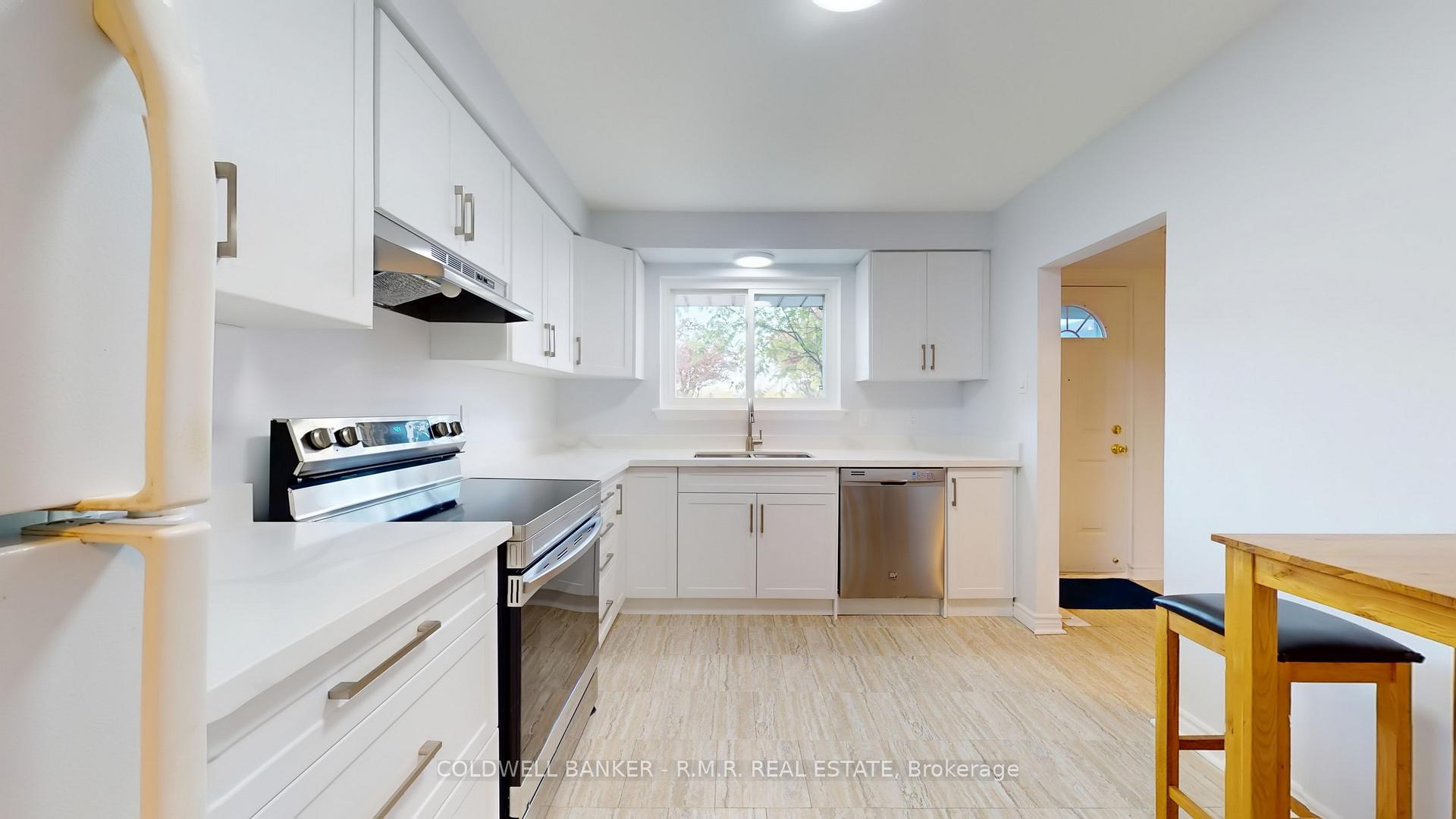 Photo 15 of Unit 114, 925 Bayly Street, Pickering, West Shore — HOMEH