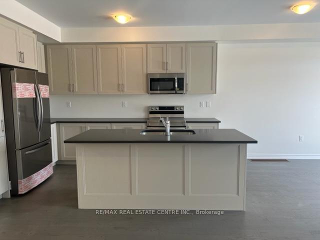 Photo 8 of 135 Shepherd Drive, Barrie, Painswick South — HOMEH
