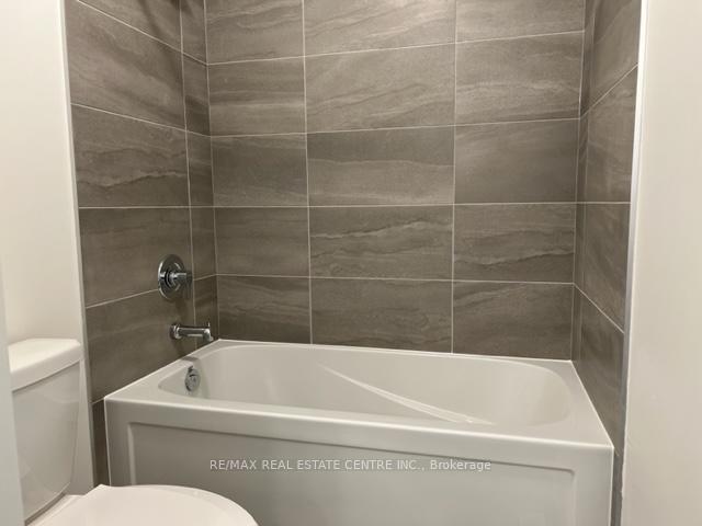 Photo 28 of 135 Shepherd Drive, Barrie, Painswick South — HOMEH