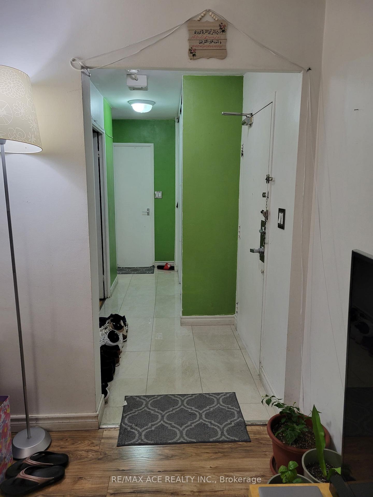 Photo 9 of Unit 2011, 5 Massey Square, Toronto, Crescent Town — HOMEH