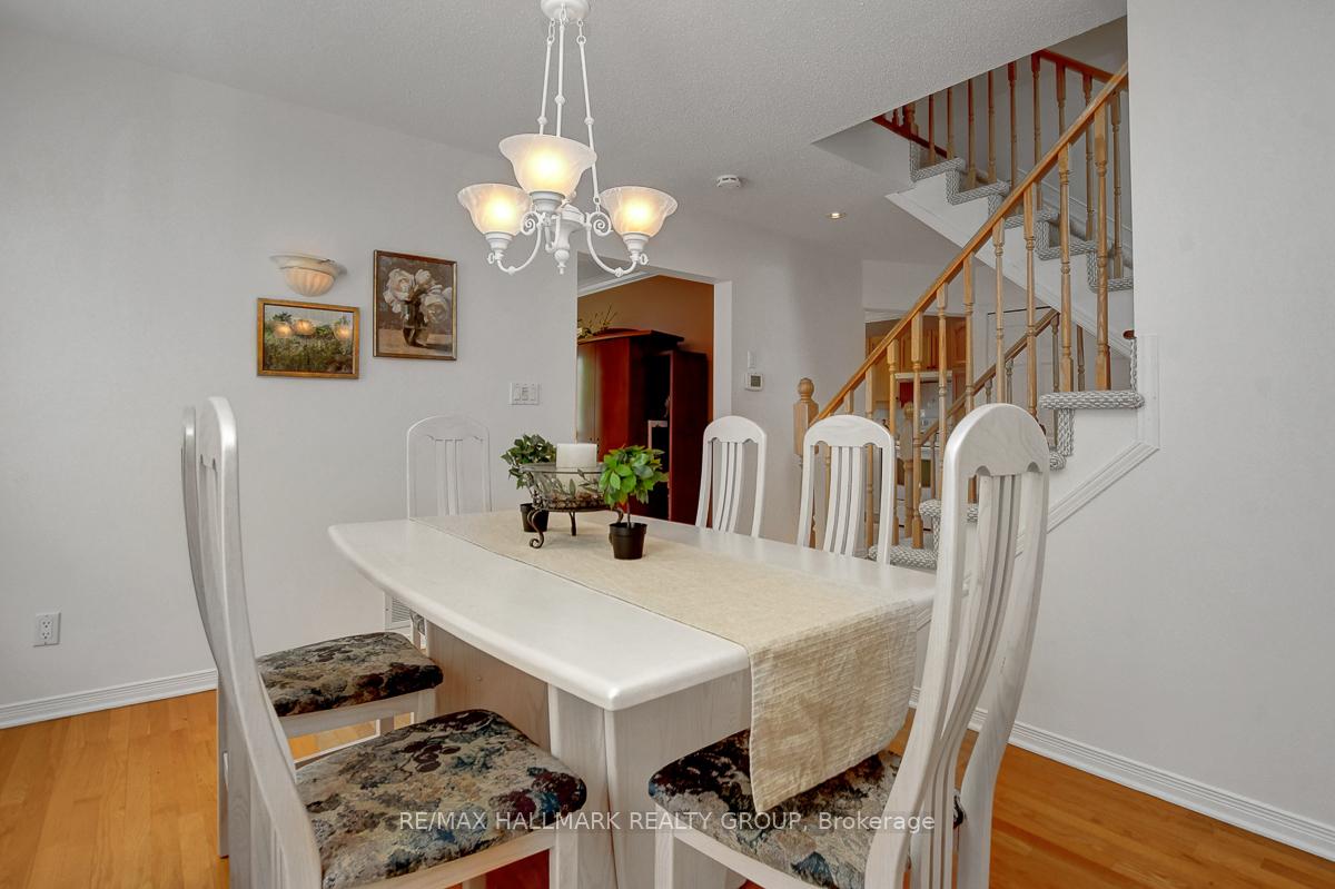 Photo 8 of 1166 Ambercrest Street, Ottawa, Carson Grove — HOMEH