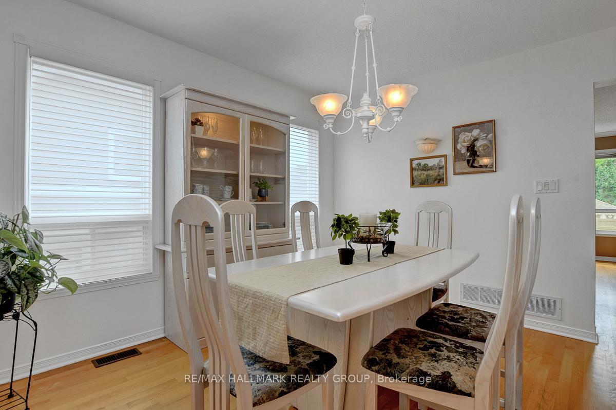 Photo 9 of 1166 Ambercrest Street, Ottawa, Carson Grove — HOMEH