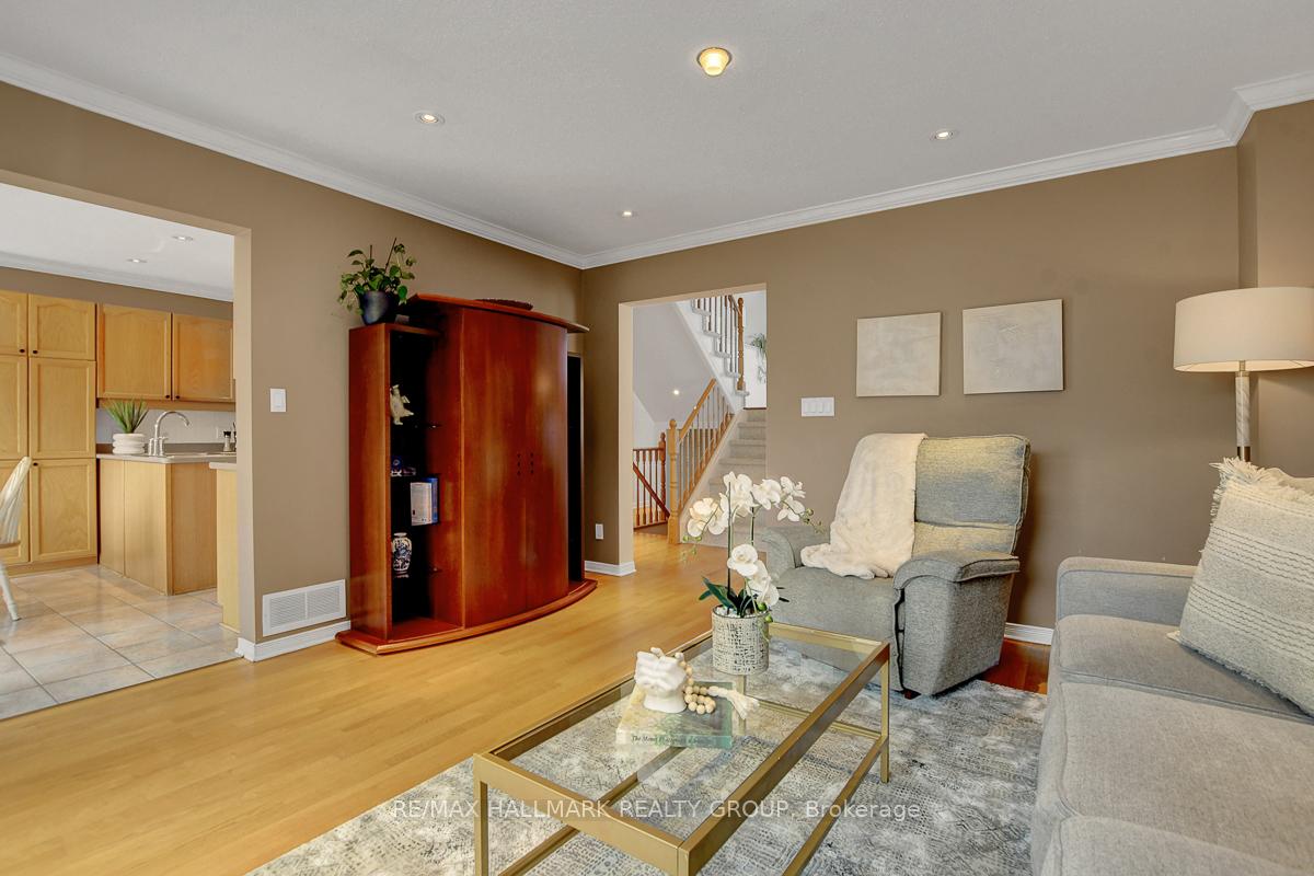 Photo 12 of 1166 Ambercrest Street, Ottawa, Carson Grove — HOMEH