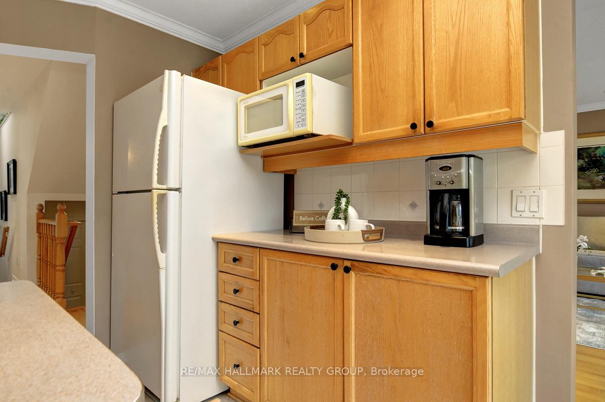 Photo 17 of 1166 Ambercrest Street, Ottawa, Carson Grove — HOMEH