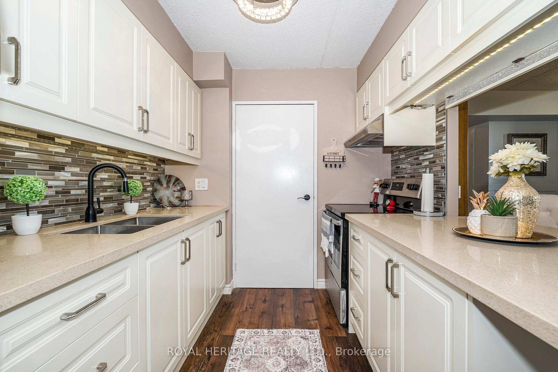Photo 4 of Unit 101, 1535 Diefenbaker Court, Pickering, Town Centre — HOMEH