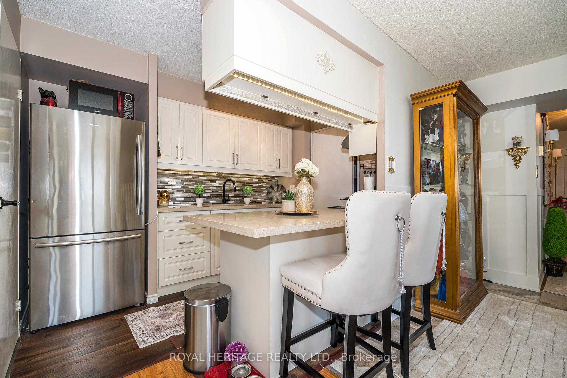 Photo 5 of Unit 101, 1535 Diefenbaker Court, Pickering, Town Centre — HOMEH