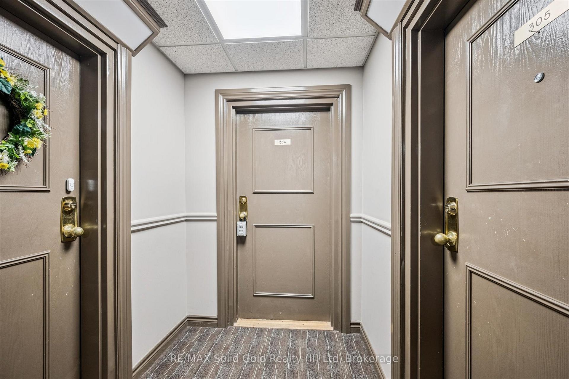 Photo 4 of Unit 304, 35 Green Valley Drive, Kitchener — HOMEH