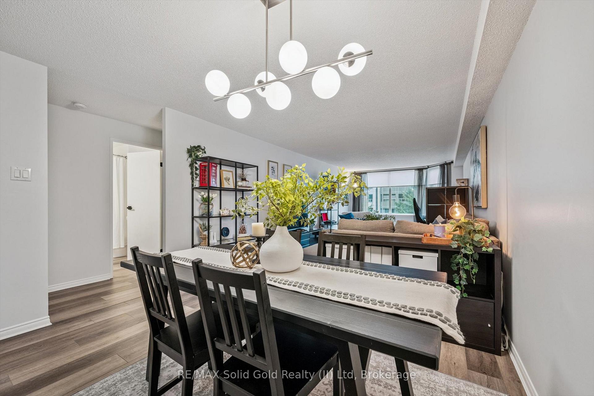 Photo 8 of Unit 304, 35 Green Valley Drive, Kitchener — HOMEH