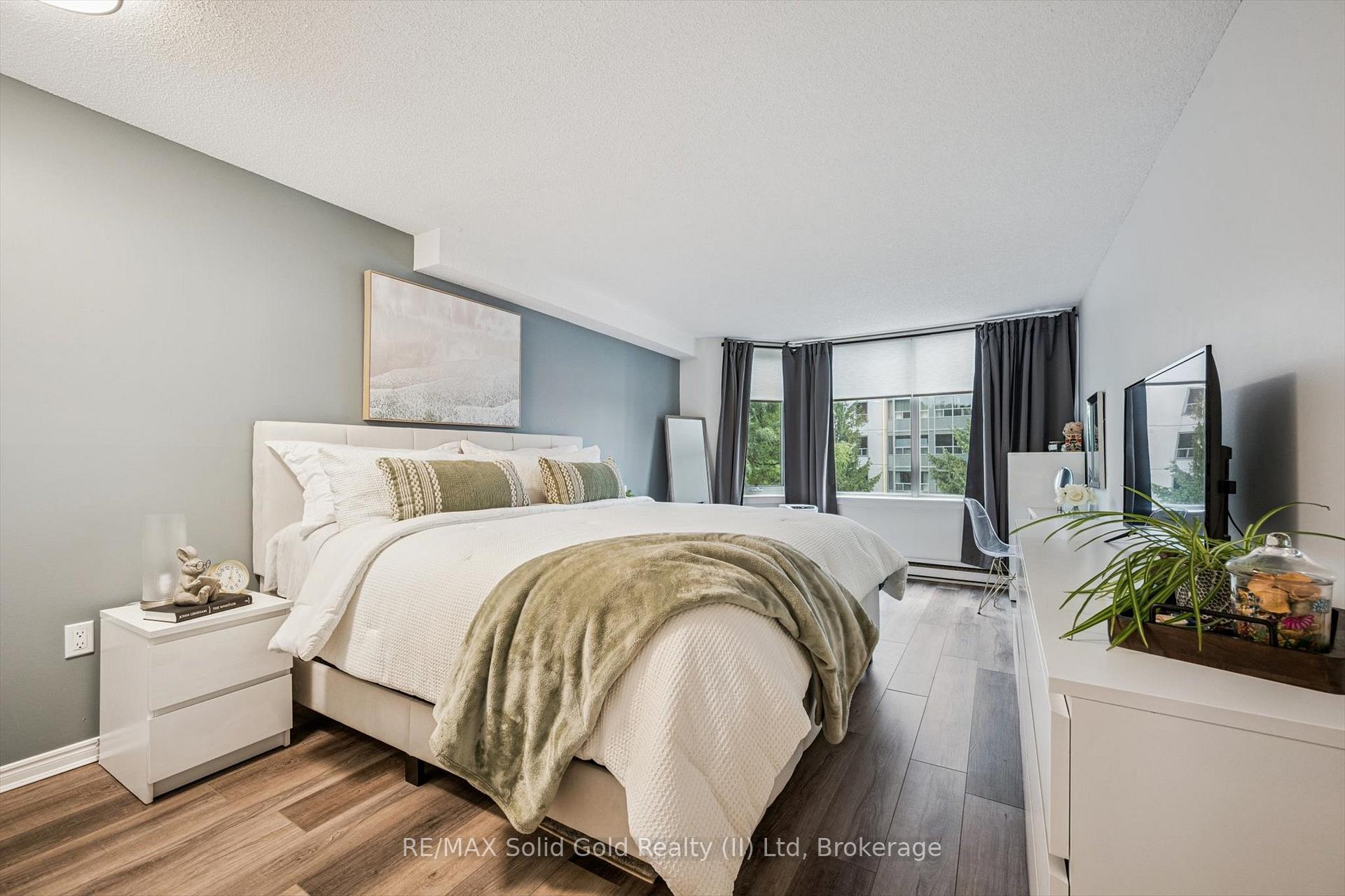 Photo 21 of Unit 304, 35 Green Valley Drive, Kitchener — HOMEH