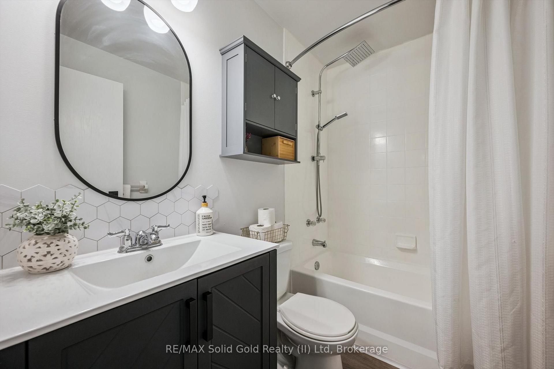 Photo 24 of Unit 304, 35 Green Valley Drive, Kitchener — HOMEH