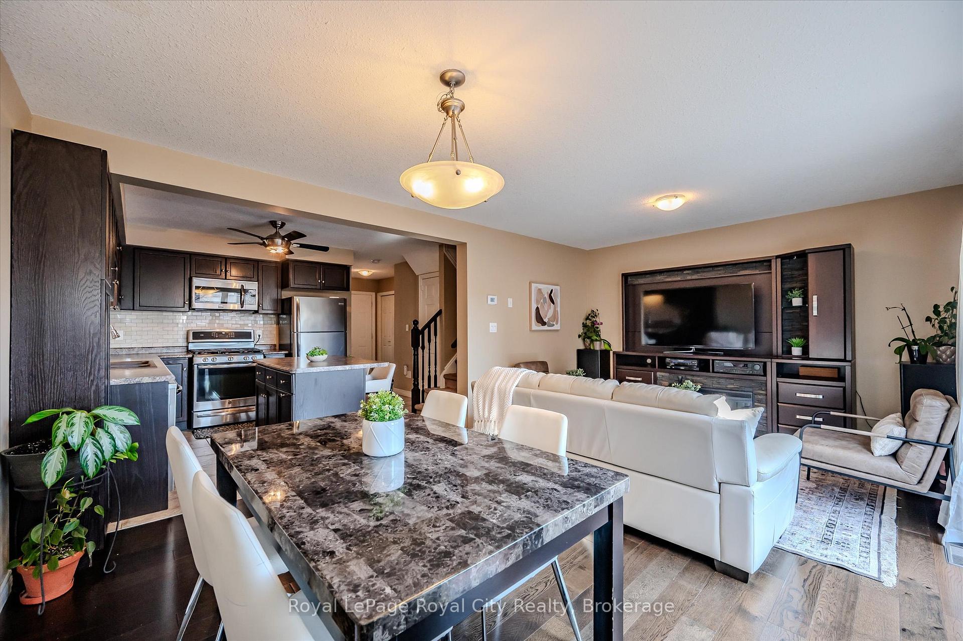 Photo 14 of Unit 4, 361 Arkell Road, Guelph, Pineridge/Westminster Woods — HOMEH
