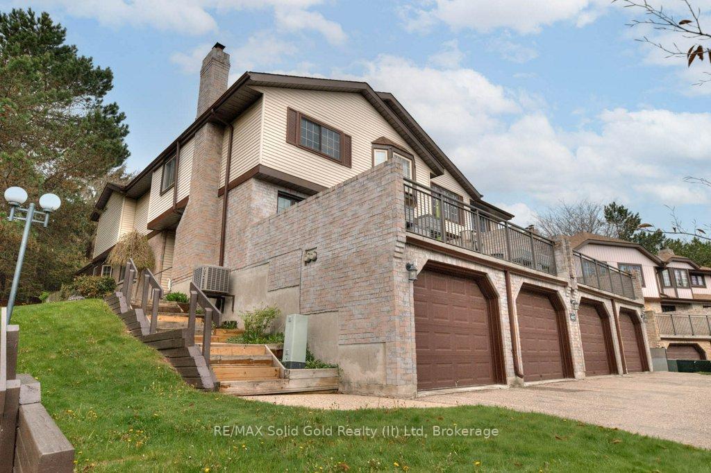 Photo 5 of Unit 2, 487 Beechwood Drive, Waterloo — HOMEH