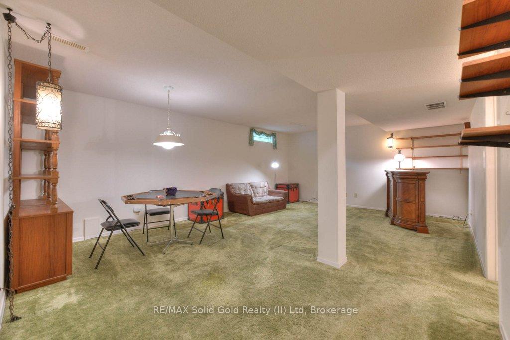 Photo 33 of Unit 2, 487 Beechwood Drive, Waterloo — HOMEH