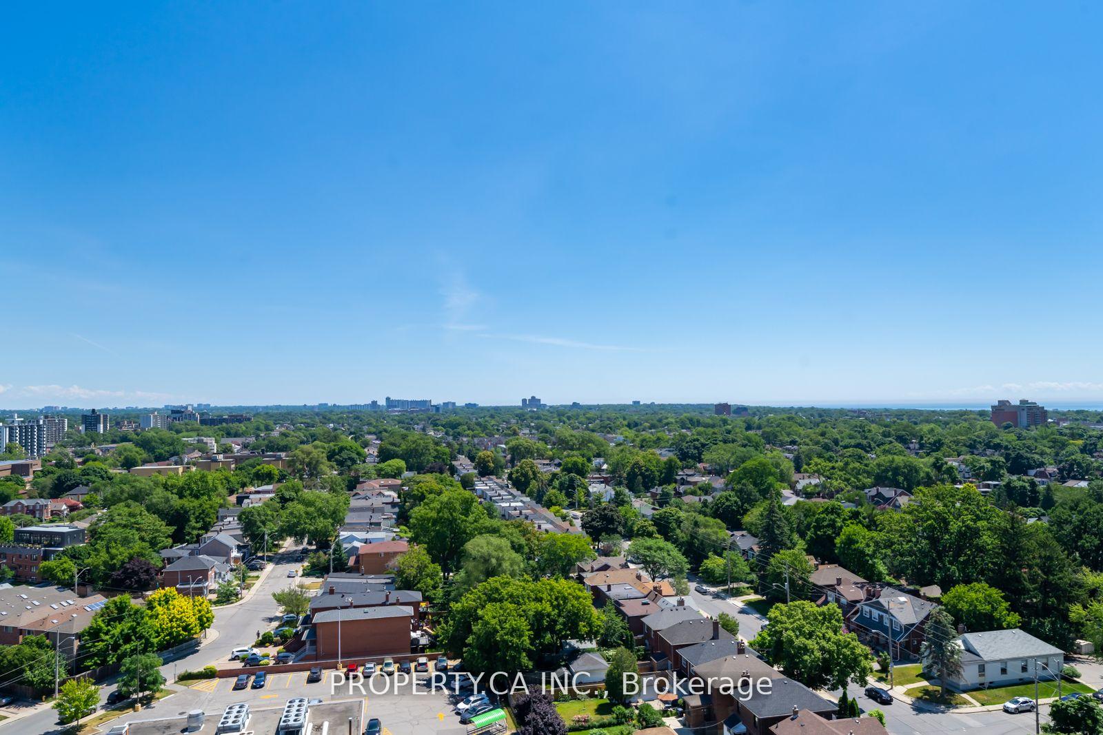 Photo 17 of Unit 1705, 1048 Broadview Avenue, Toronto, Broadview North — HOMEH