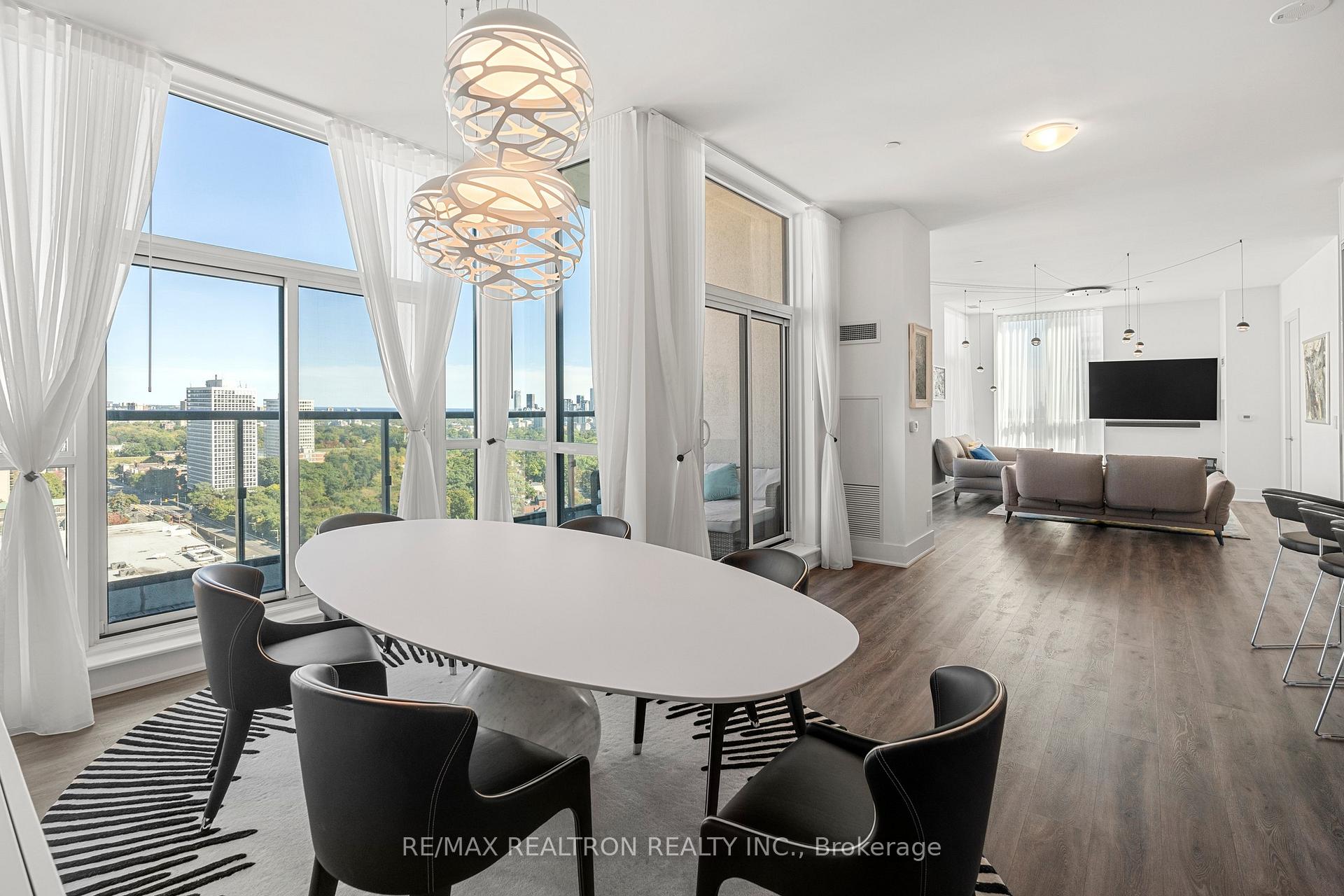 Photo 11 of Unit Ph02, 1486 Bathurst Street, Toronto, Forest Hill South — HOMEH