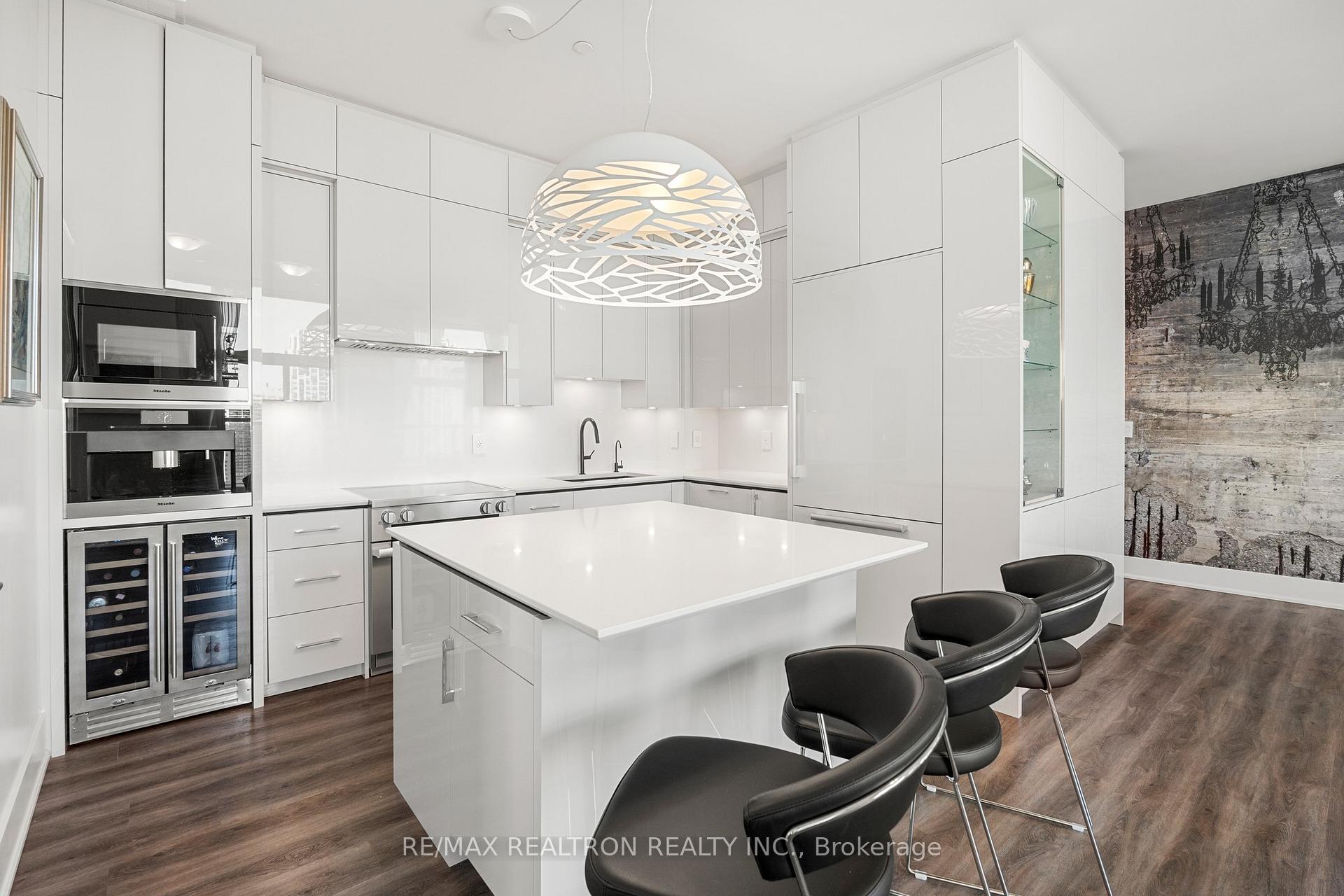 Photo 13 of Unit Ph02, 1486 Bathurst Street, Toronto, Forest Hill South — HOMEH
