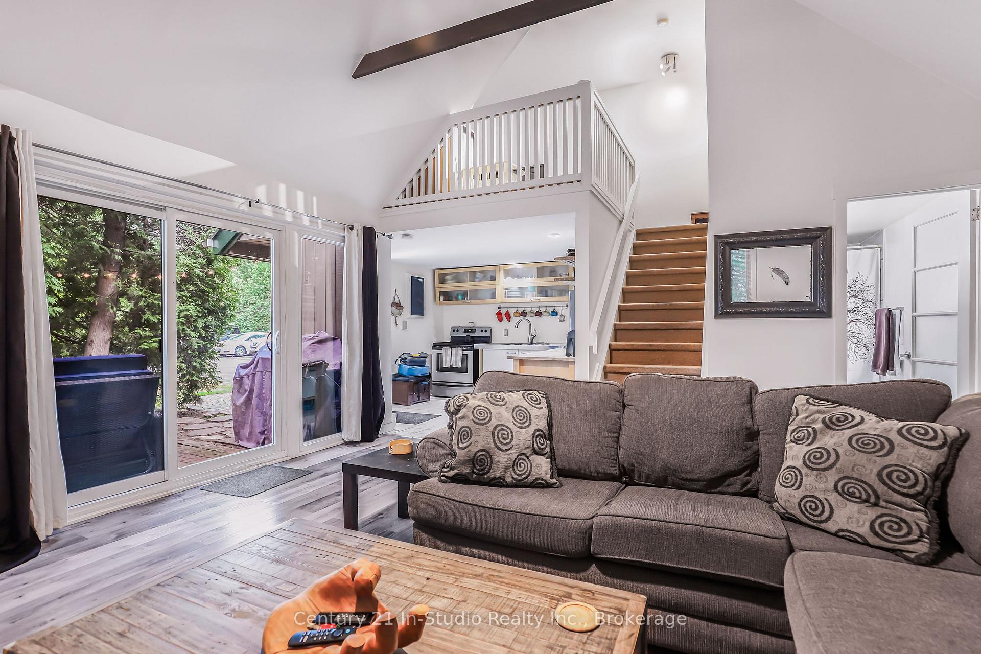 Photo 2 of Unit 324, 5 Dawson Drive, Collingwood — HOMEH