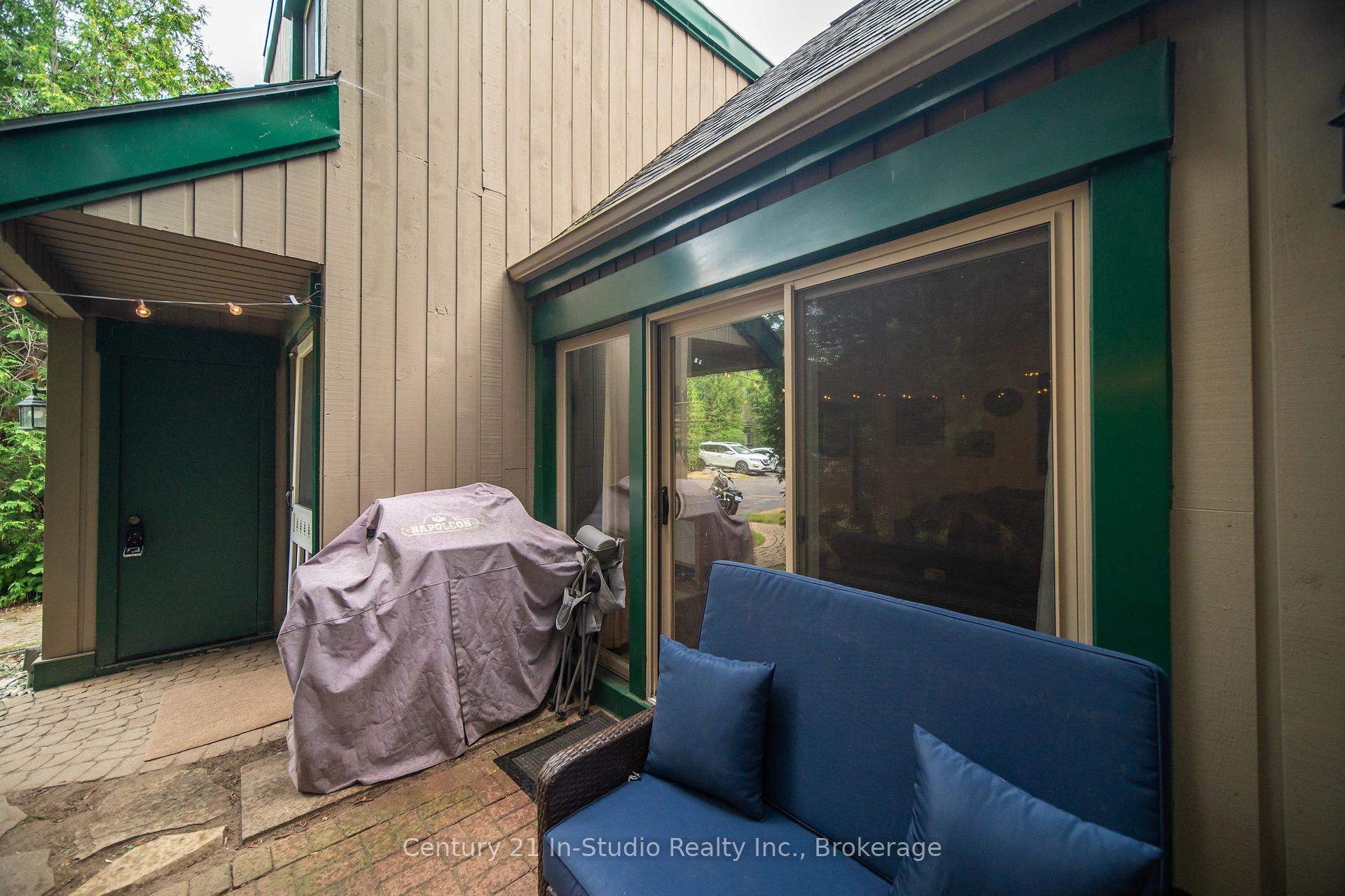 Photo 5 of Unit 324, 5 Dawson Drive, Collingwood — HOMEH