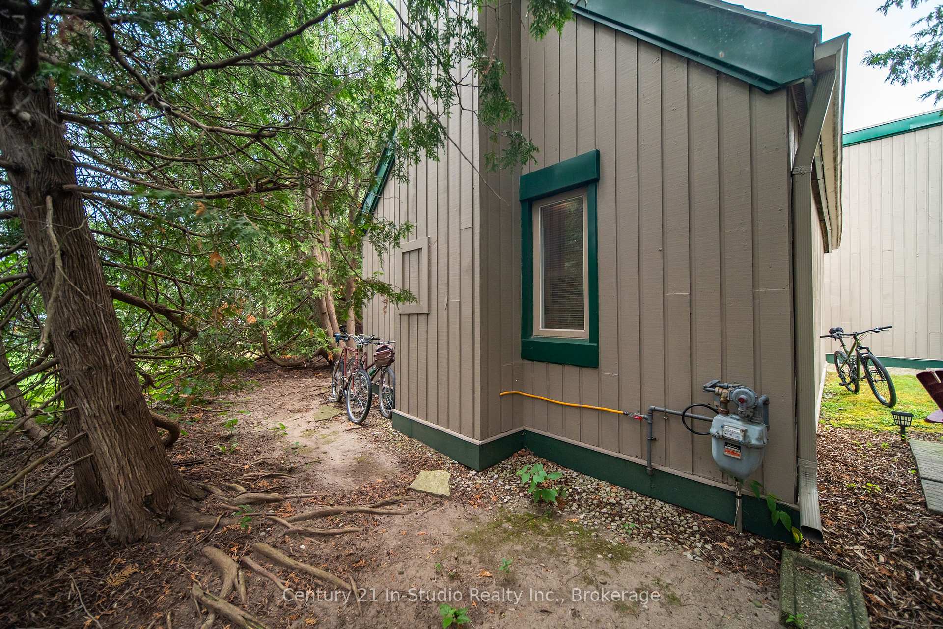 Photo 6 of Unit 324, 5 Dawson Drive, Collingwood — HOMEH