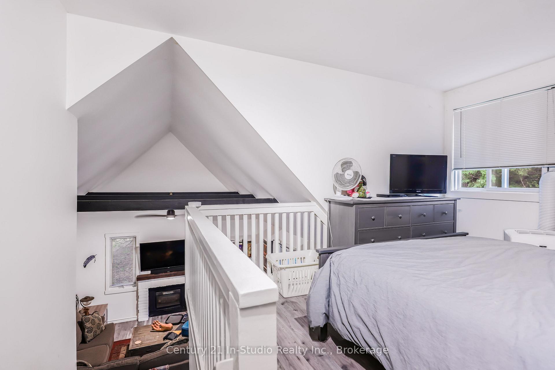 Photo 12 of Unit 324, 5 Dawson Drive, Collingwood — HOMEH