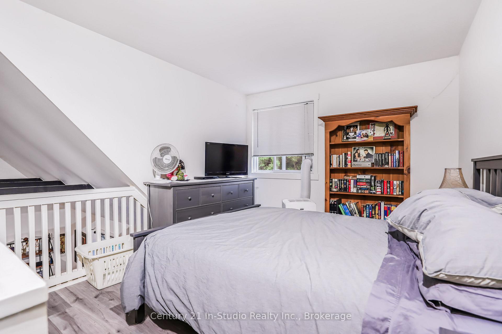 Photo 13 of Unit 324, 5 Dawson Drive, Collingwood — HOMEH