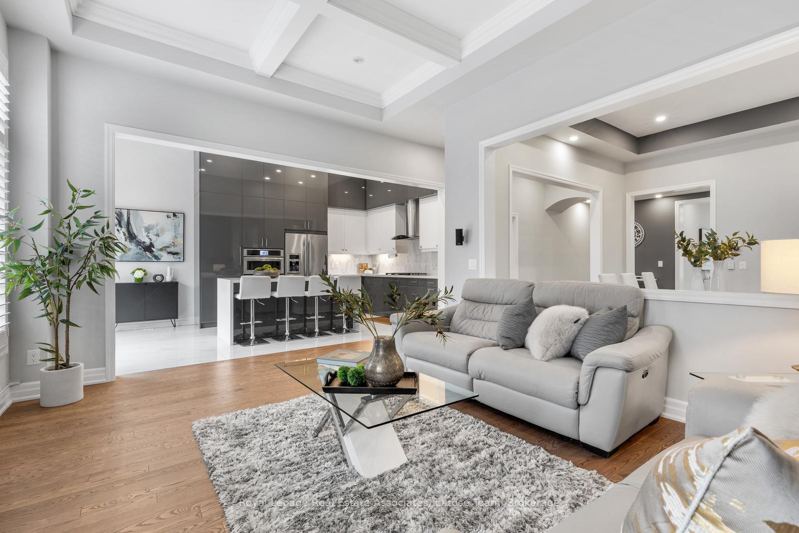 Photo 13 of 26 Perdita Road, Brampton, Bram West — HOMEH
