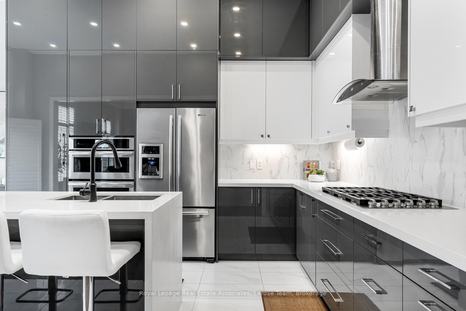 Photo 18 of 26 Perdita Road, Brampton, Bram West — HOMEH