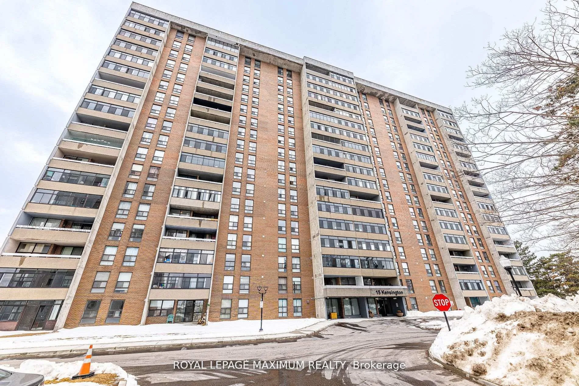 Front of Unit 1912, 15 Kensington Road