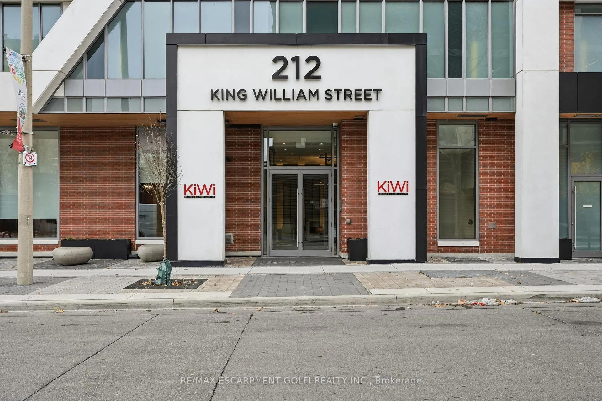 Photo 3 of Unit 416, 212 King William Street, Hamilton, Beasley — HOMEH