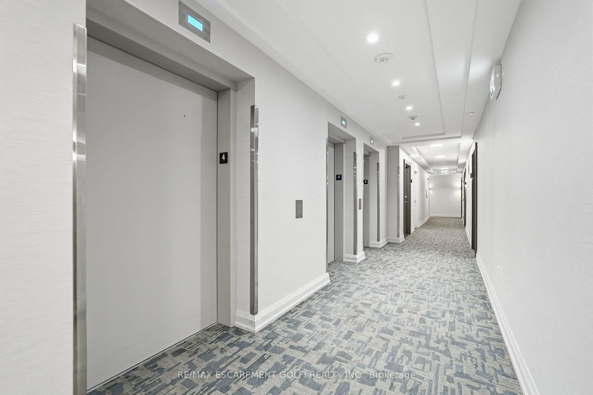 Photo 5 of Unit 416, 212 King William Street, Hamilton, Beasley — HOMEH