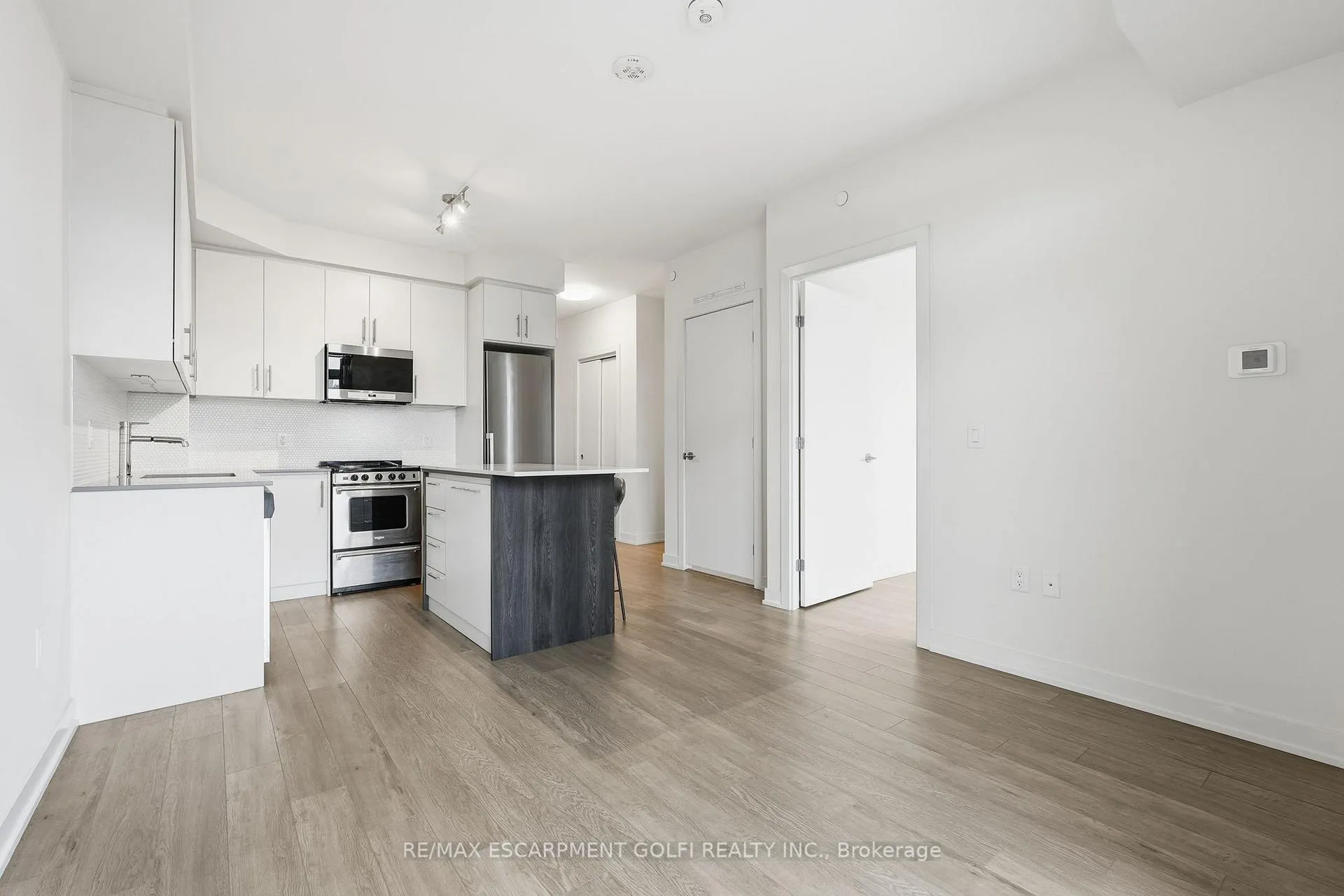 Photo 15 of Unit 416, 212 King William Street, Hamilton, Beasley — HOMEH