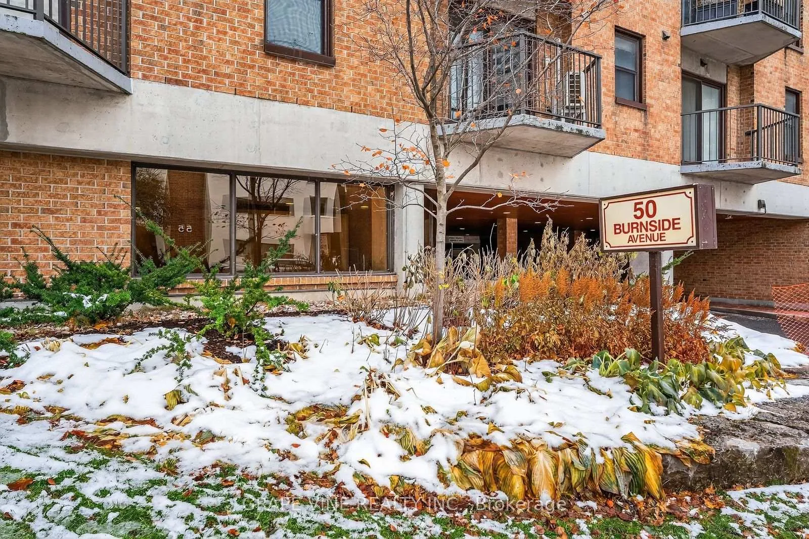 Photo 3 of Unit 102, 50 Burnside Avenue, Ottawa, Mechanicsville — HOMEH