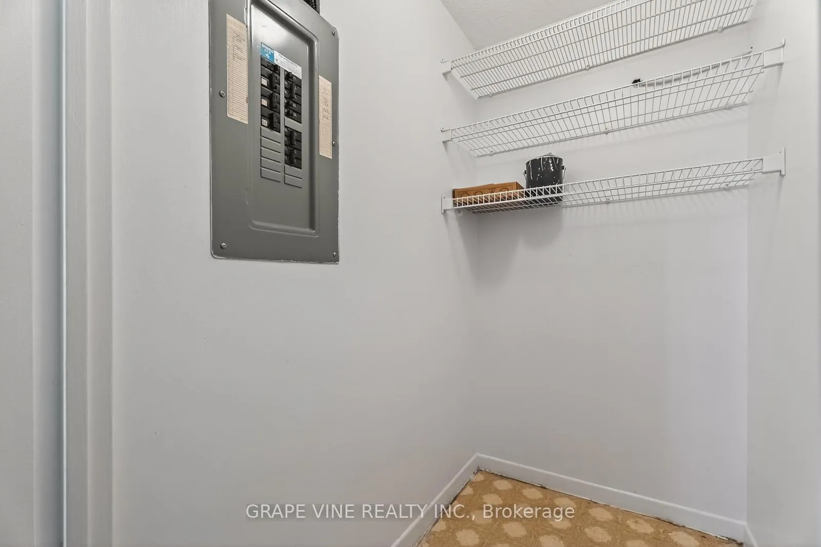 Photo 32 of Unit 102, 50 Burnside Avenue, Ottawa, Mechanicsville — HOMEH