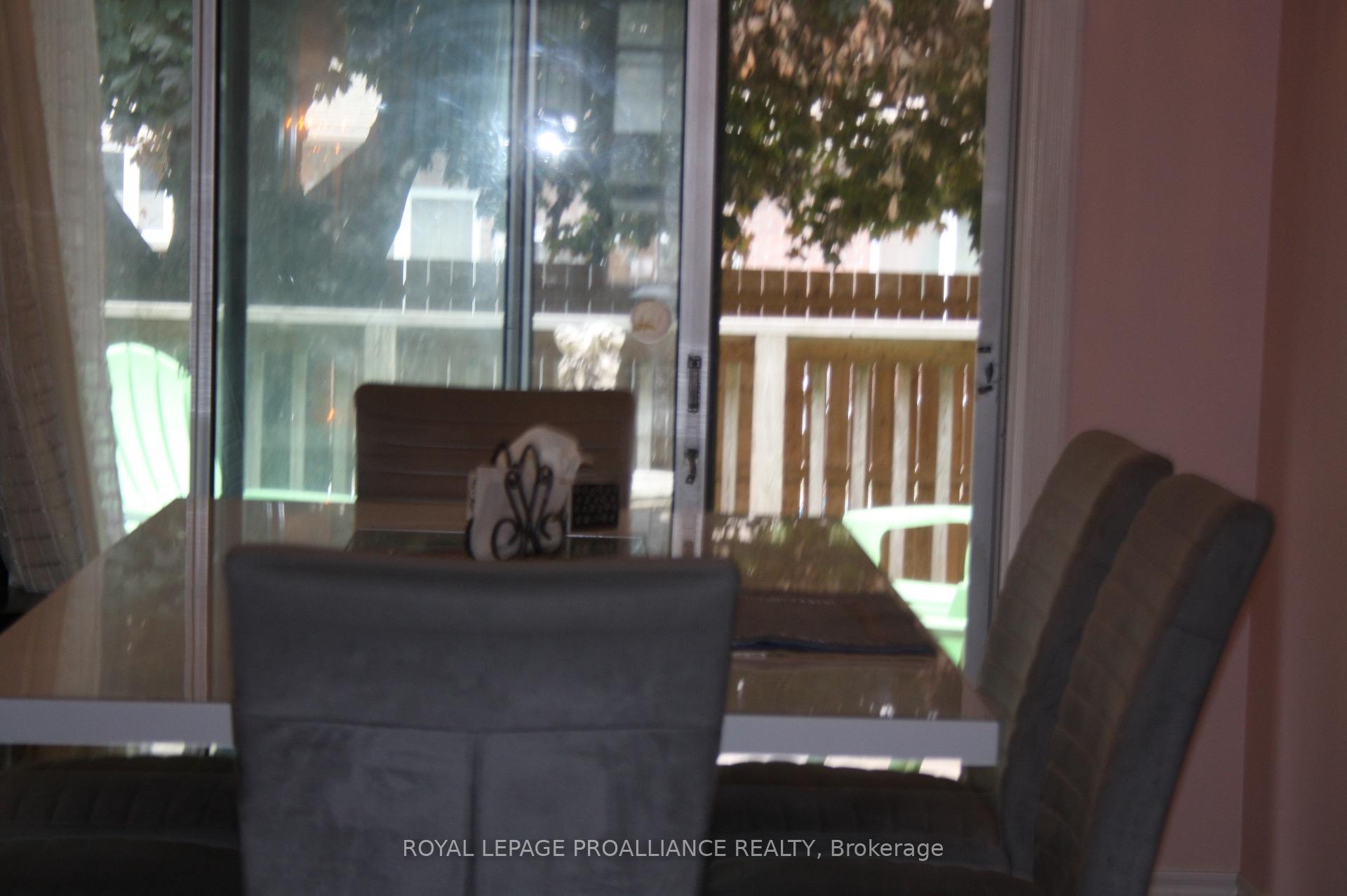 Photo 5 of 19 O'Hare Street, Belleville, Belleville Ward — HOMEH