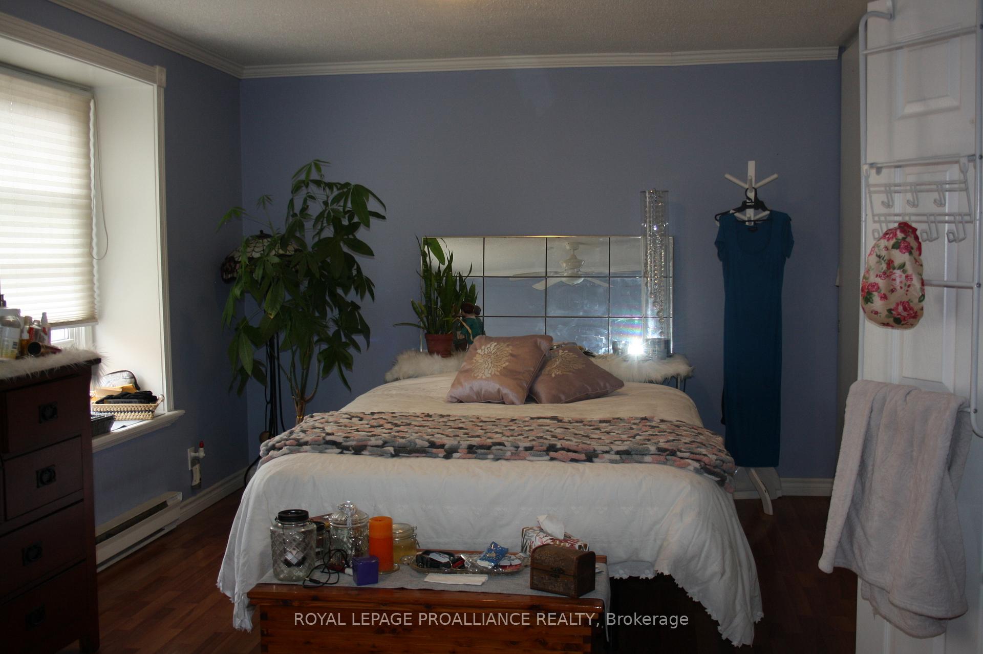 Photo 9 of 19 O'Hare Street, Belleville, Belleville Ward — HOMEH