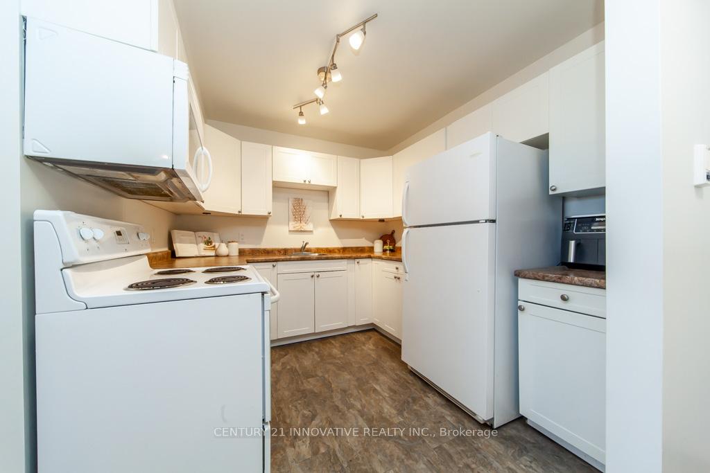 Photo 26 of Unit B03, 126 Bell Farm Road, Barrie, City Centre — HOMEH