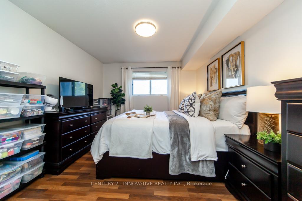 Photo 30 of Unit B03, 126 Bell Farm Road, Barrie, City Centre — HOMEH
