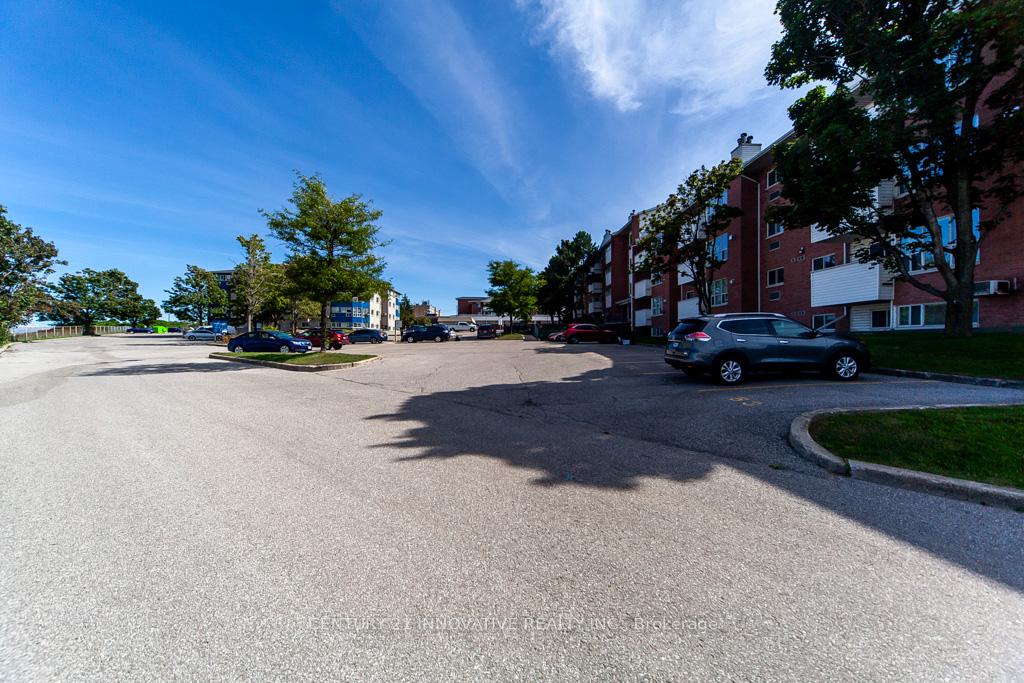 Photo 42 of Unit B03, 126 Bell Farm Road, Barrie, City Centre — HOMEH