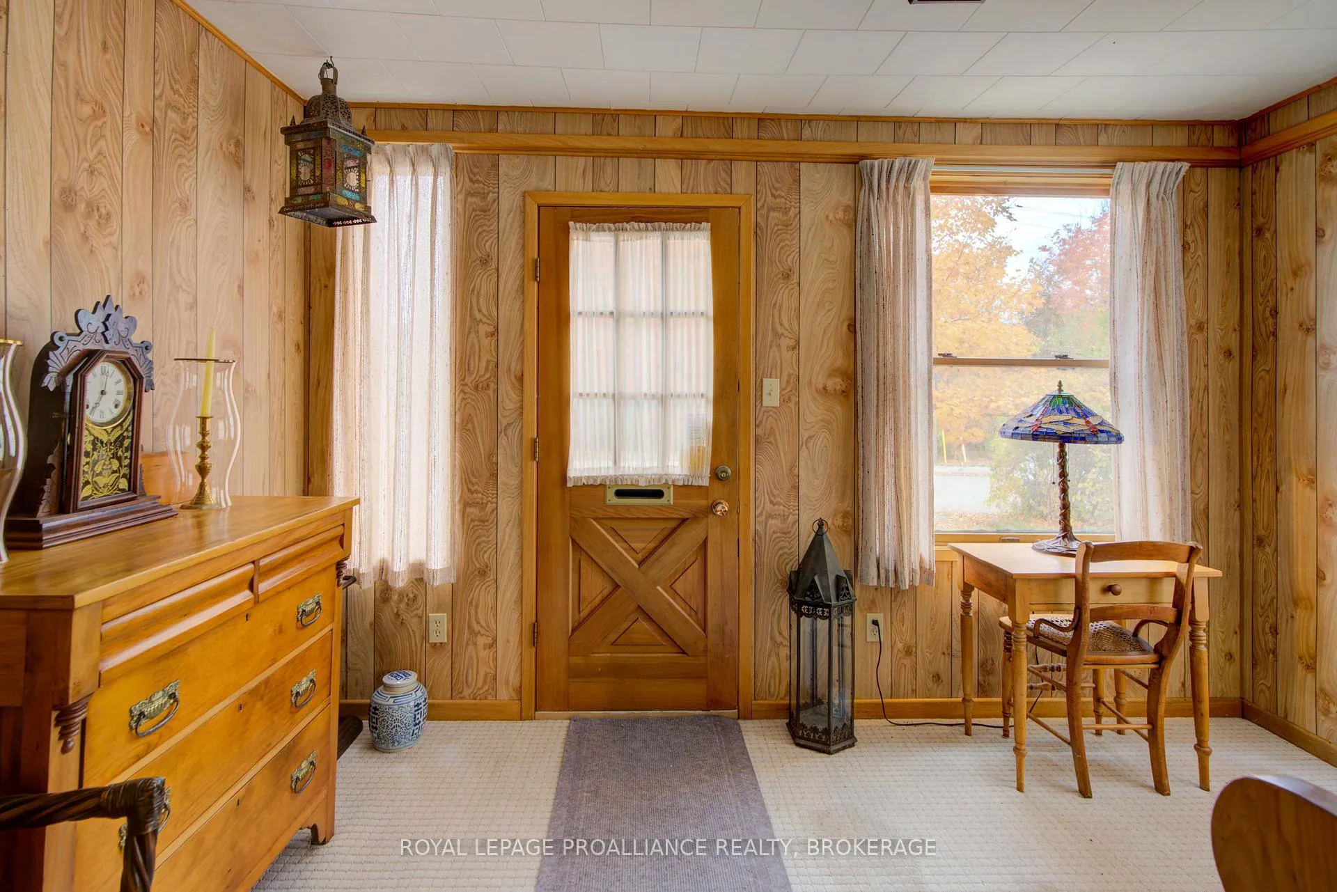 Photo 10 of 21 Osborne Street, Gananoque — HOMEH