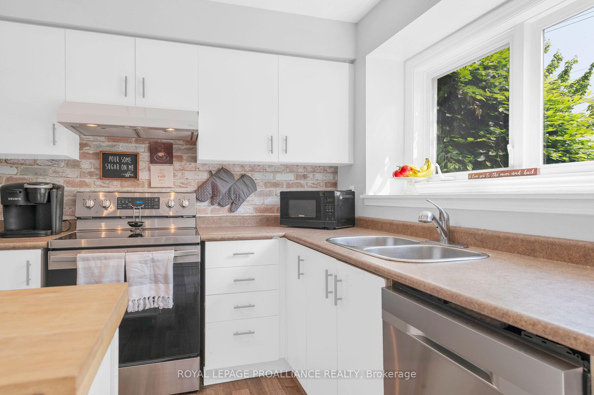 Photo 15 of Unit 30, 9 Progress Avenue, Belleville, Belleville Ward — HOMEH