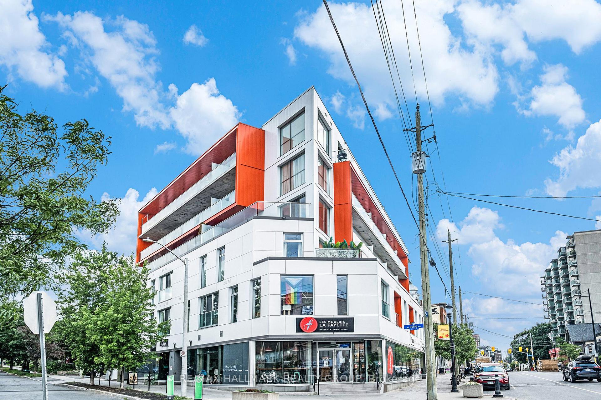 Front of Unit 508, 1000 Wellington Street W