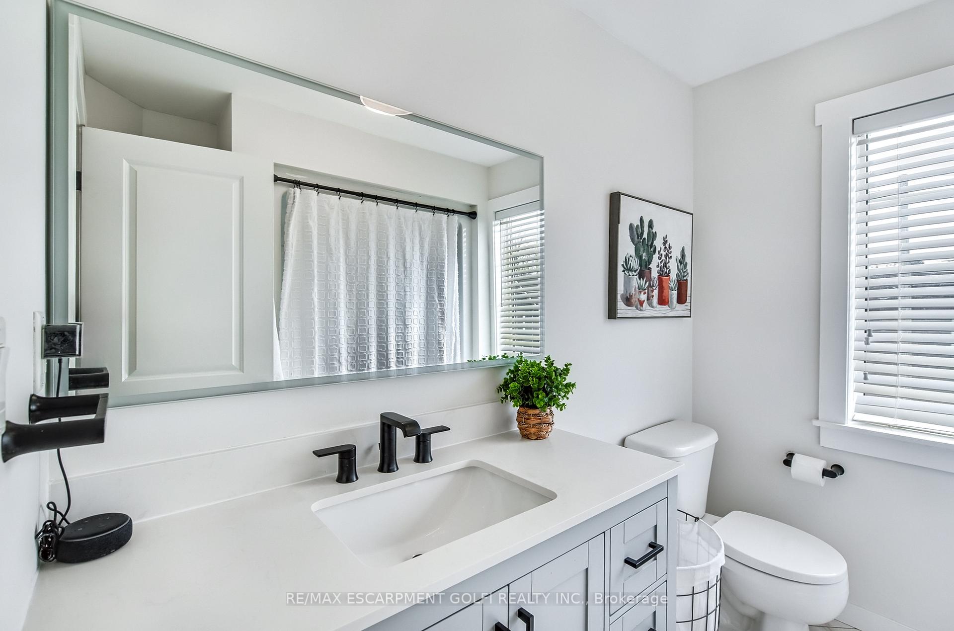 Photo 22 of Unit 16, 49 Ontario Street, Grimsby, Grimsby East — HOMEH