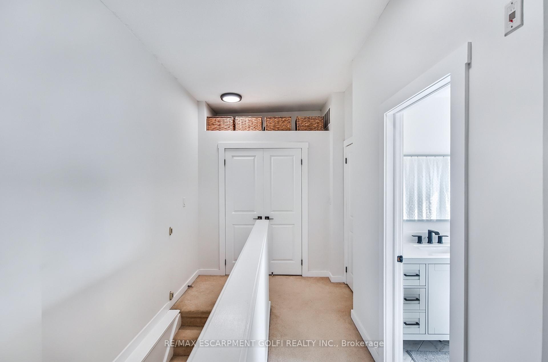 Photo 26 of Unit 16, 49 Ontario Street, Grimsby, Grimsby East — HOMEH