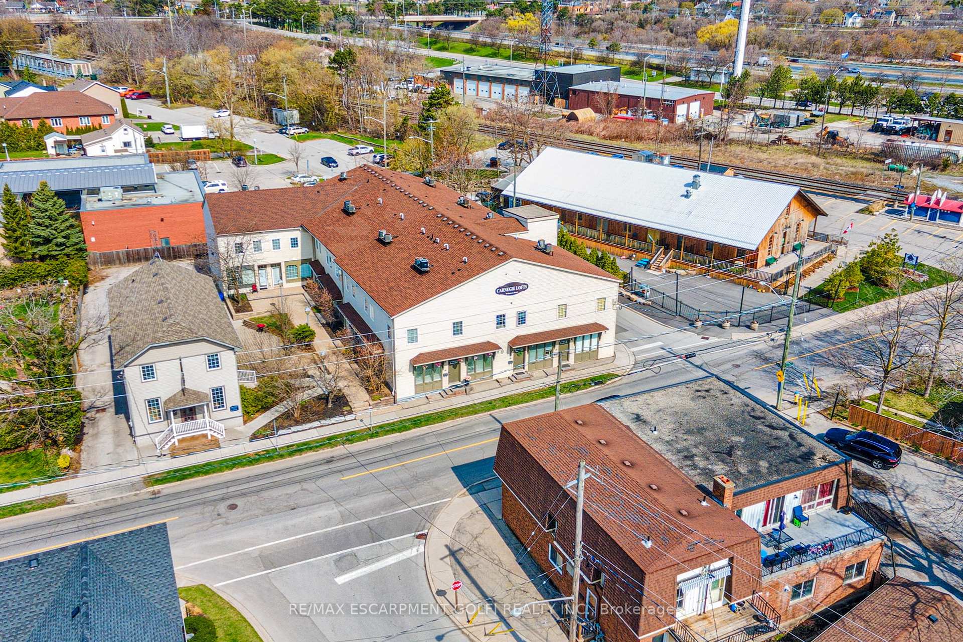 Photo 30 of Unit 16, 49 Ontario Street, Grimsby, Grimsby East — HOMEH